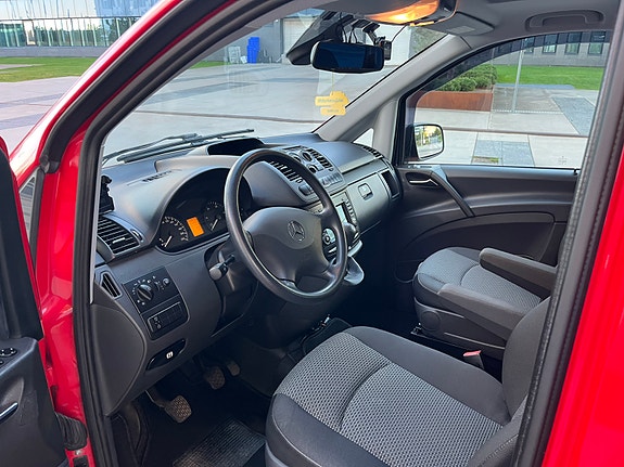 Mercedes-Benz Vito 113 9 of 30