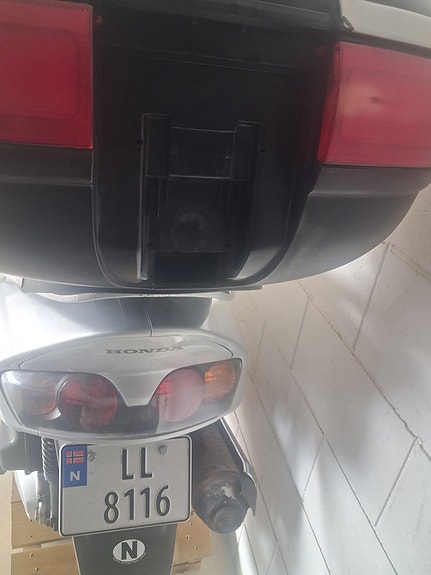 Honda NSS 250 Jazz 3 of 4