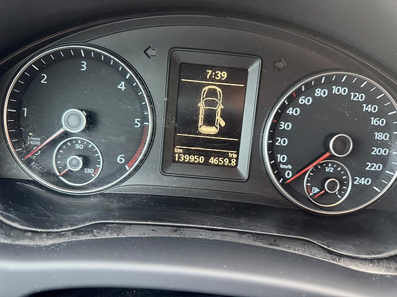 Volkswagen Golf Plus 10 of 16