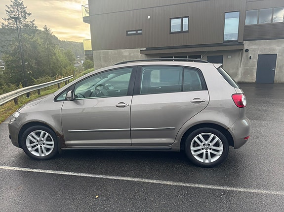 Volkswagen Golf Plus 3 of 16