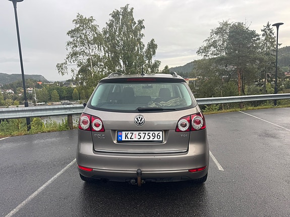 Volkswagen Golf Plus 2 of 16