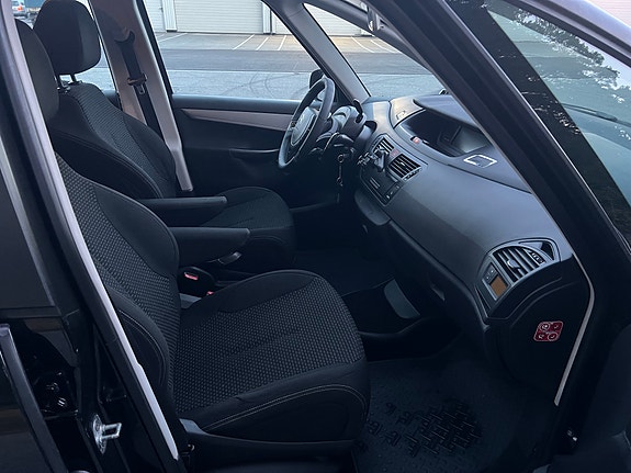 Citroen Grand C4 Picasso 3 of 25