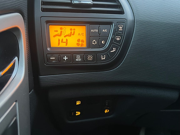 Citroen Grand C4 Picasso 18 of 25
