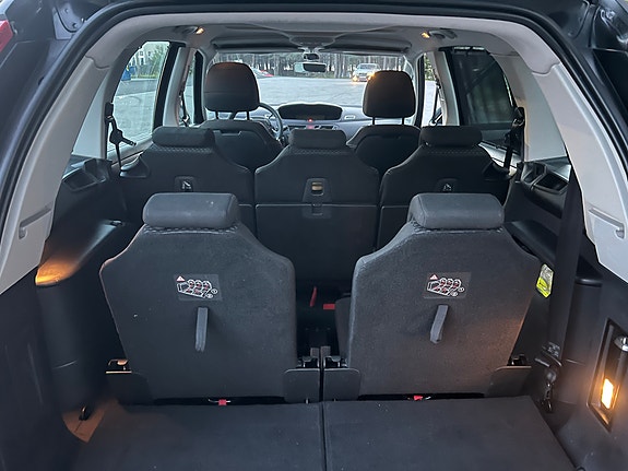 Citroen Grand C4 Picasso 5 of 25