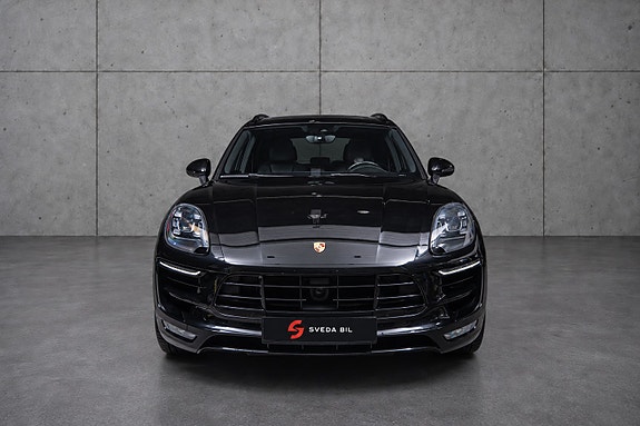 Porsche Macan 3 of 30