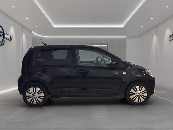 Volkswagen UP! 5 of 27