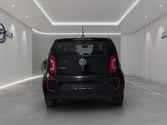 Volkswagen UP! 6 of 27