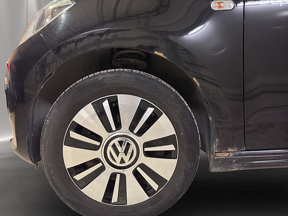 Volkswagen UP! 27 of 27