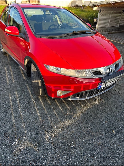 Honda Civic 2 of 11
