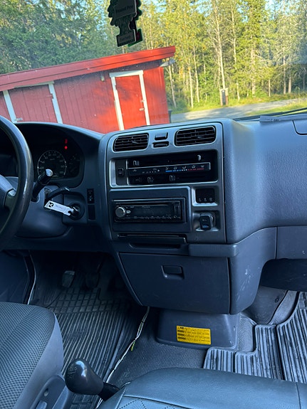 Toyota HiAce 11 of 13
