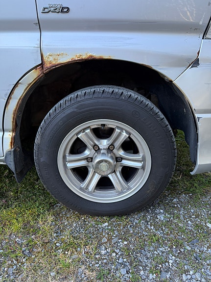 Toyota HiAce 7 of 13