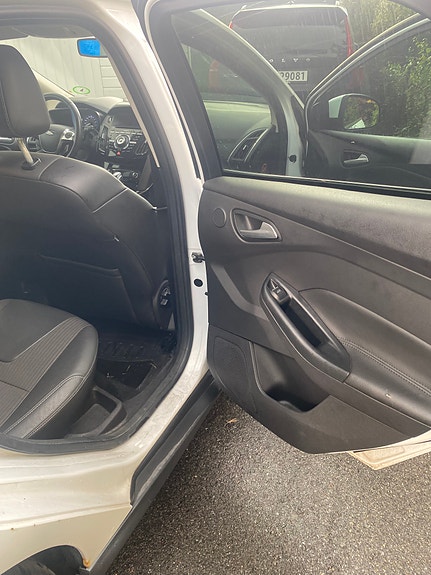 Ford Focus 11 of 19