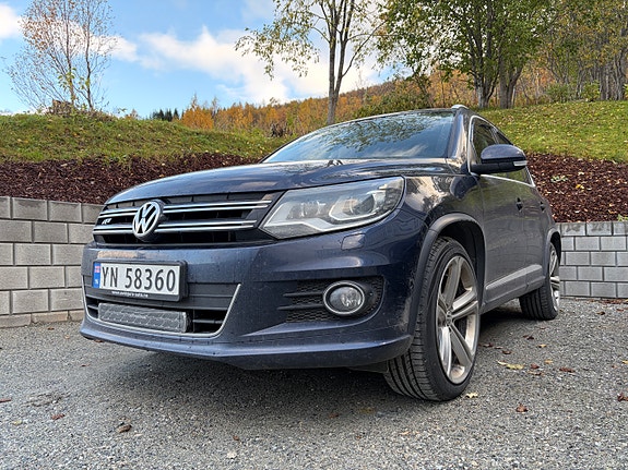 Volkswagen Tiguan 2 of 18
