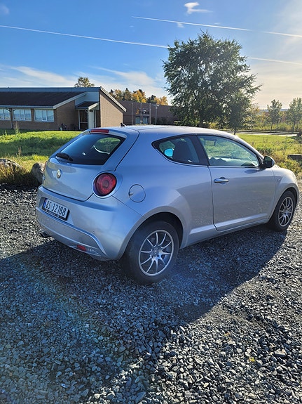 Alfa Romeo MiTo 6 of 9
