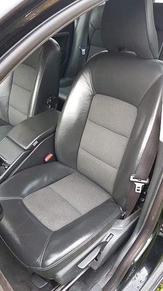 Volvo V70 15 of 24