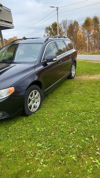 Volvo V70 6 of 24