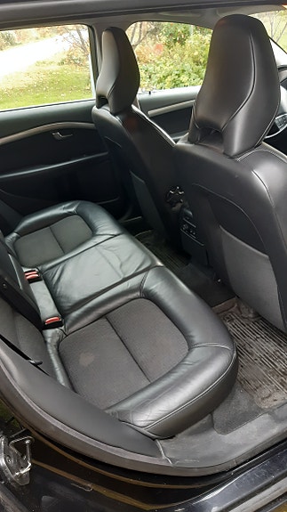 Volvo V70 12 of 24
