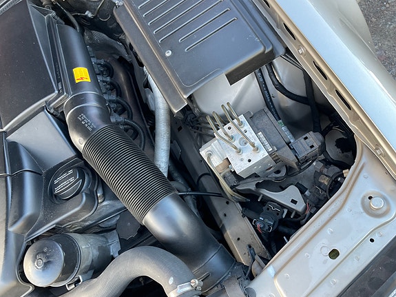 Mercedes-Benz SL500 12 of 15