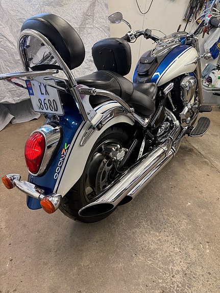 Kawasaki VN 2000 2 of 7