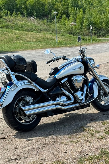 Kawasaki VN 2000 4 of 7
