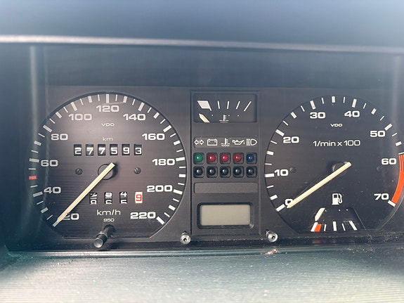 Volkswagen Golf II 8 of 15