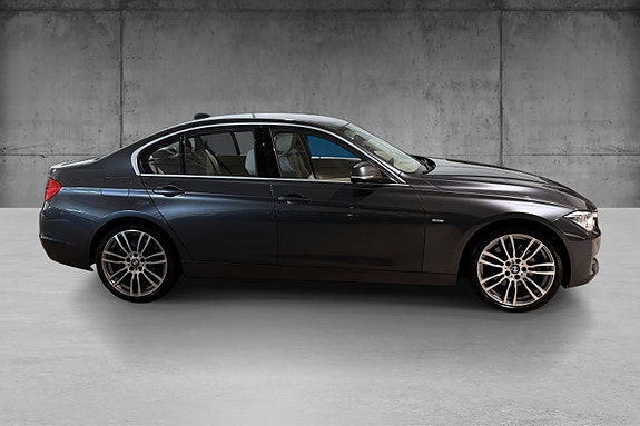 BMW 330d 9 of 24