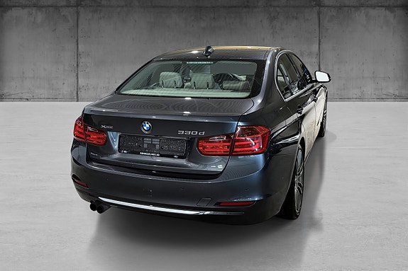 BMW 330d 6 of 24