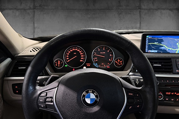 BMW 330d 21 of 24