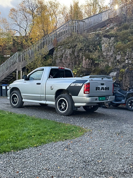 Dodge RAM 2 of 22