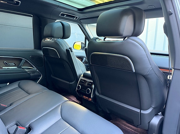 Land Rover Range Rover 13 of 20