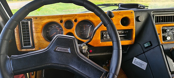 Chevrolet G30 25 of 28