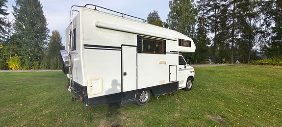 Chevrolet G30 20 of 28