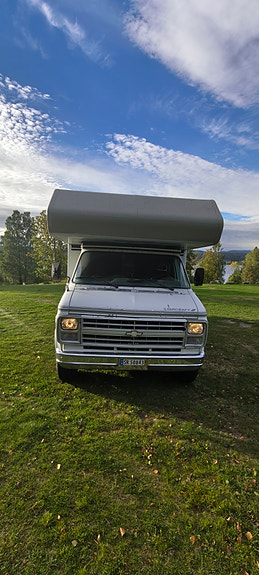 Chevrolet G30 18 of 28