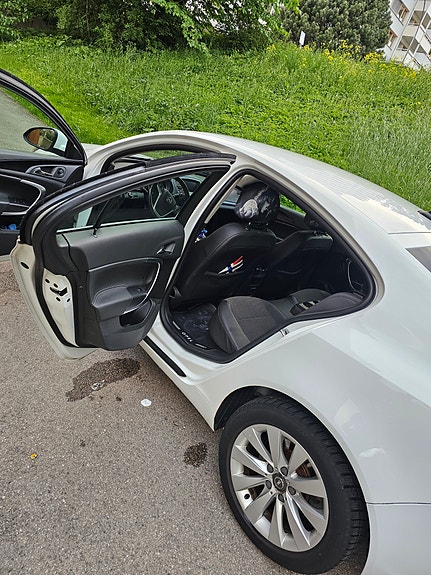 Opel Insignia 7 of 10