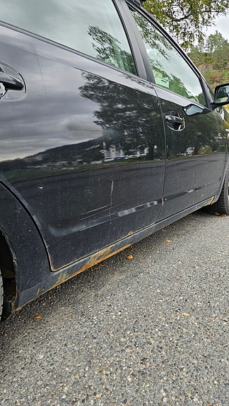 Toyota Prius 10 of 19
