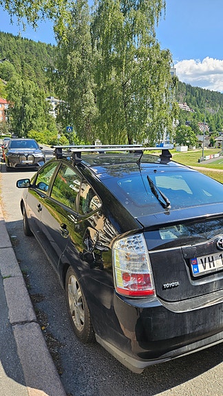 Toyota Prius 6 of 19