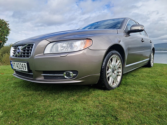 Volvo S80 5 of 9