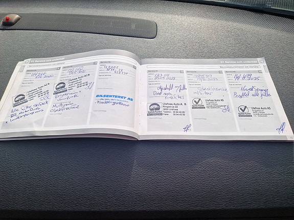 Volvo S80 7 of 9