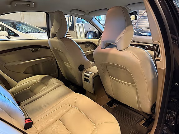 Volvo S80 14 of 15