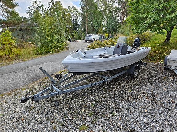 Pioner 15 selges med henger 2 of 11