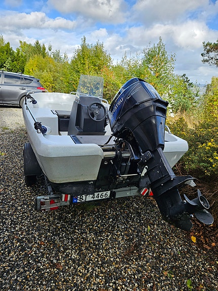 Pioner 15 selges med henger 10 of 11