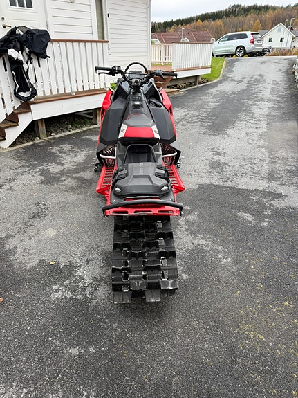 Polaris 850 Pro RMK Slash 5 of 8
