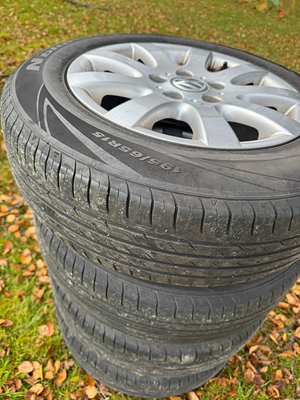 Volkswagen Golf Plus 16 of 19