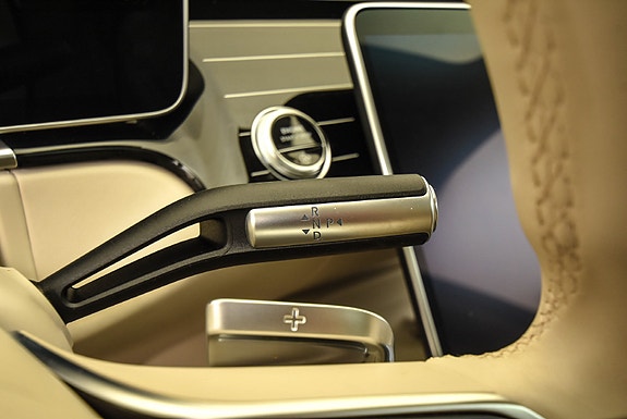 Maybach S680 17 of 30