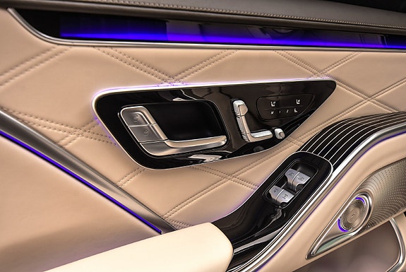 Maybach S680 26 of 30