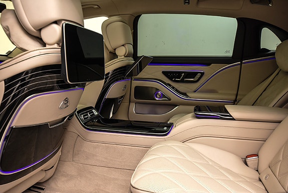 Maybach S680 25 of 30