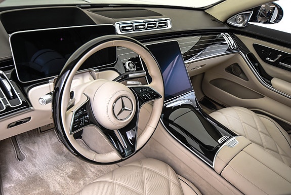 Maybach S680 13 of 30