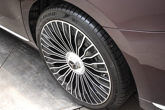 Maybach S680 9 of 30