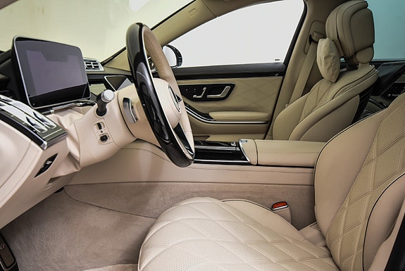 Maybach S680 14 of 30