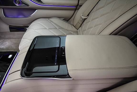Maybach S680 30 of 30